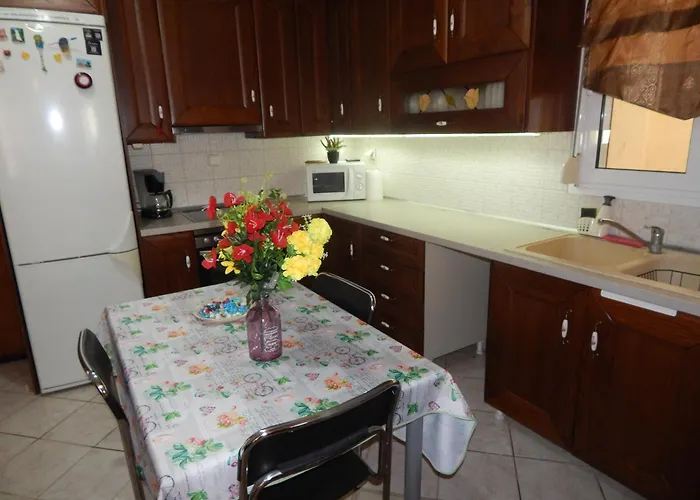 Apartment Philippos House In *