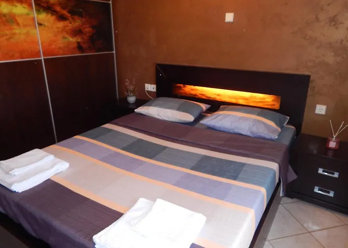 Philippos House In Apartamento